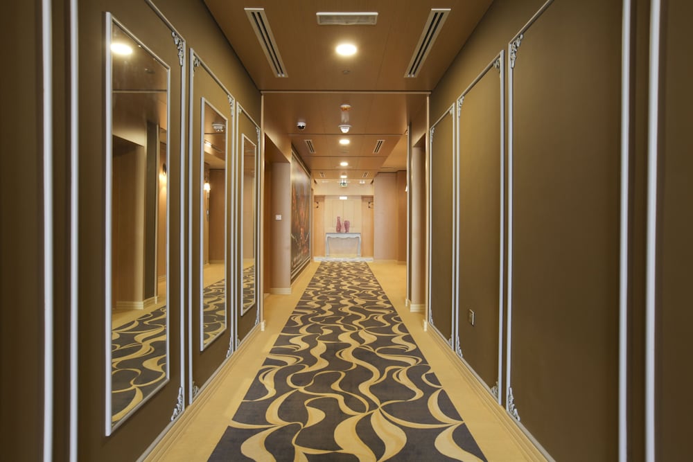 Reflections Hotel Dubai In Dubai Best Rates Deals On Orbitz