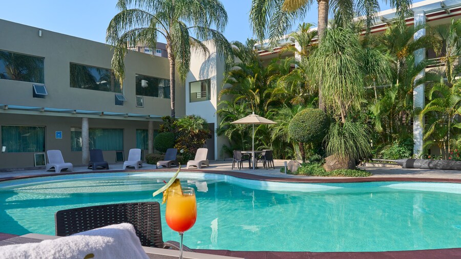 Hotel Estancia Business Class
