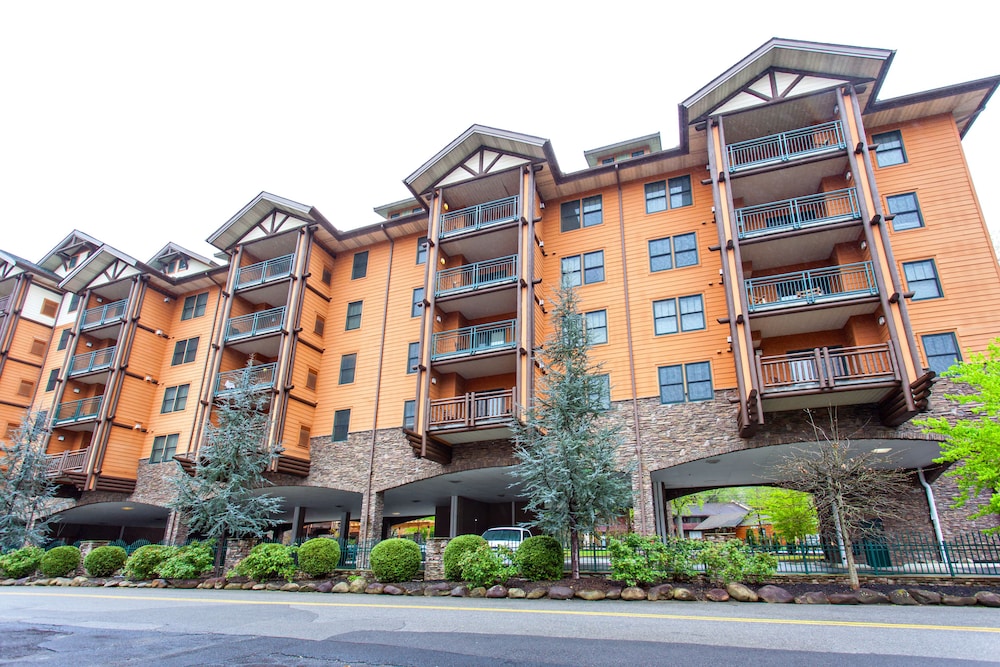 Baskins Creek Condos in Gatlinburg Best Rates & Deals on Orbitz