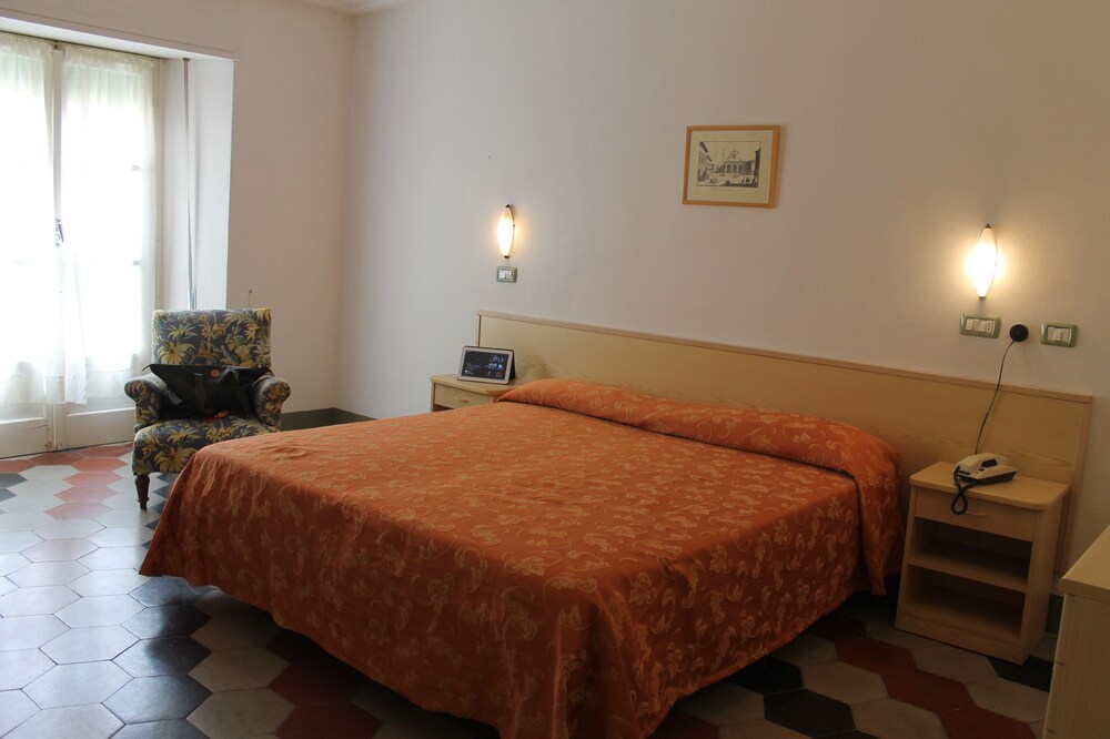 Hotel Croce Di Savoia Reggello Ita Lastminuteconz - 