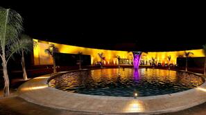 Piscina externa