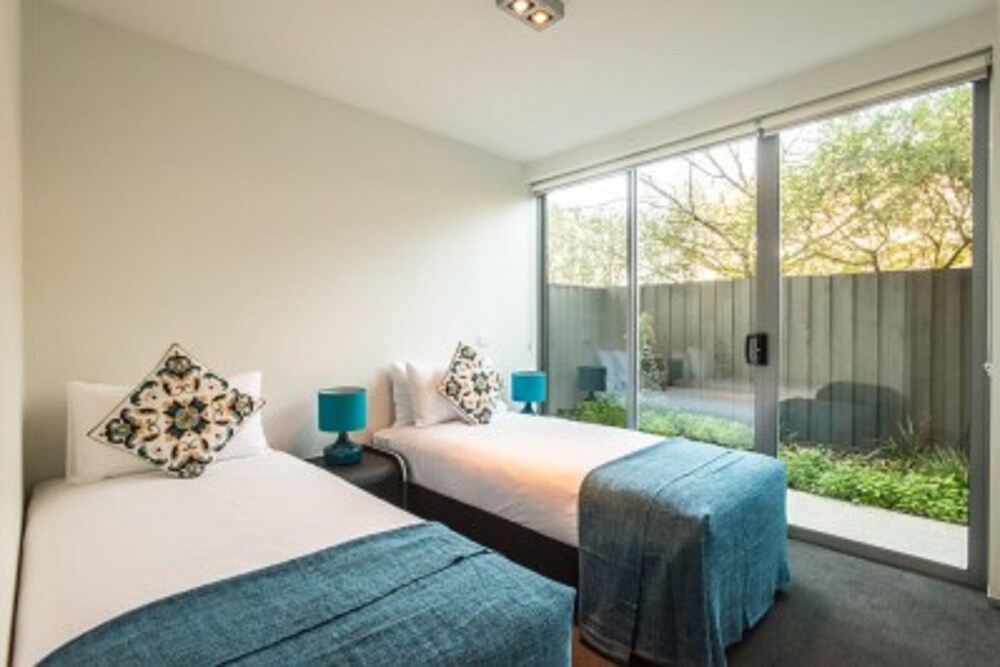 Orange Serviced Apartment