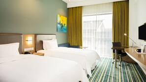 Minibar, in-room safe, desk, iron/ironing board