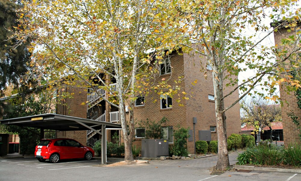 Adelaide Dresscircle Apartments - Archer Street