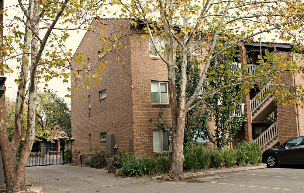 Adelaide Dresscircle Apartments - Archer Street