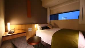 Premium bedding, in-room safe, blackout drapes, iron/ironing board