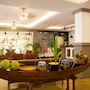 Double Leaf Boutique Hotel