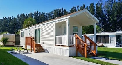 Winter Quarters Pasco RV Resort - Campground