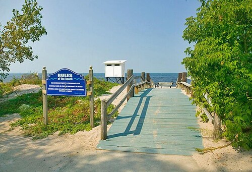 Brennan Beach RV Resort - Caravan Park in Pulaski | Best Rates u0026 Deals on  Orbitz