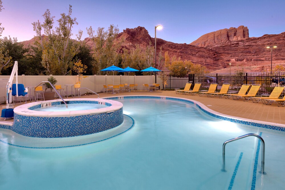Fairfield Inn & Suites by Marriott Moab in Moab Best Rates & Deals on