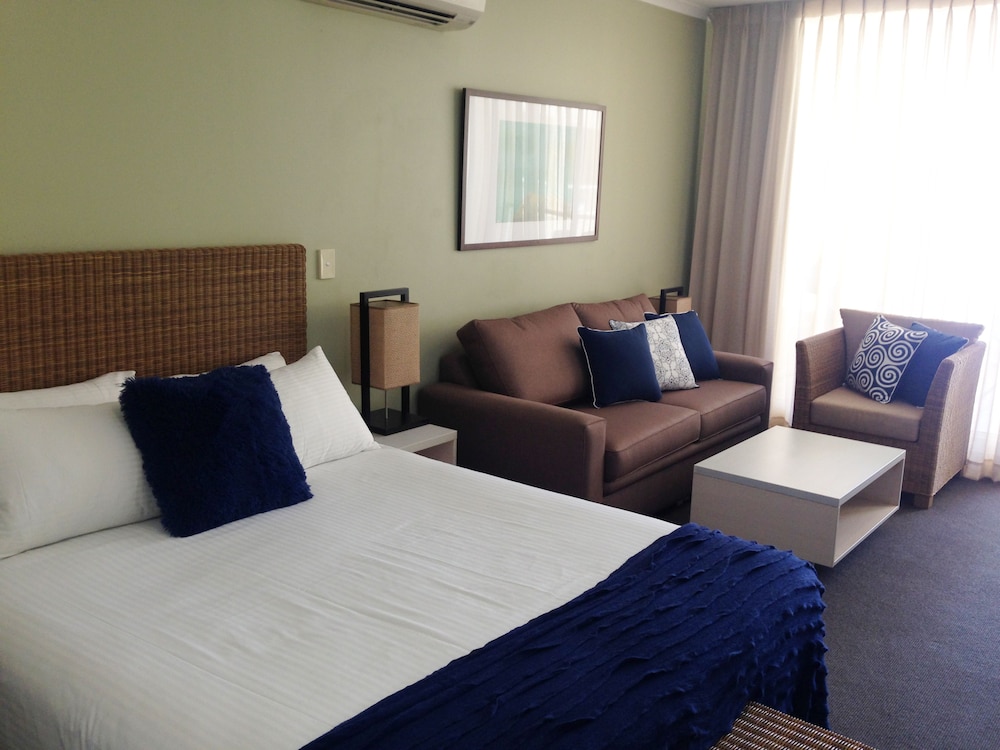 Ettalong Beach Premium Apartments