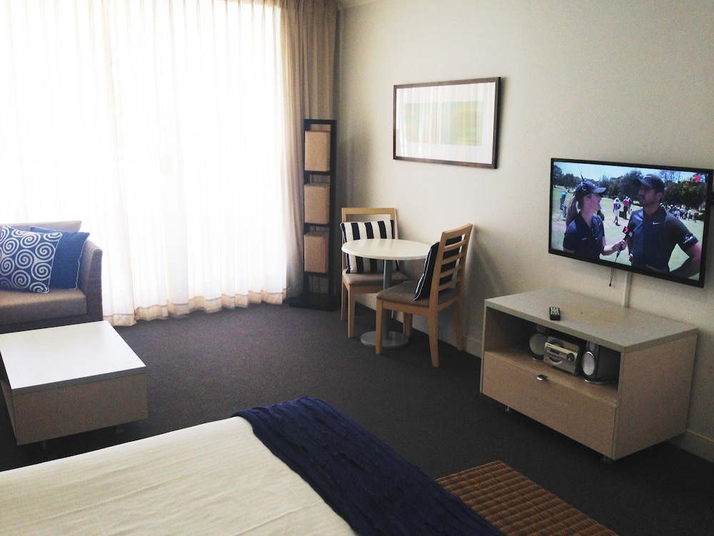 Ettalong Beach Premium Apartments
