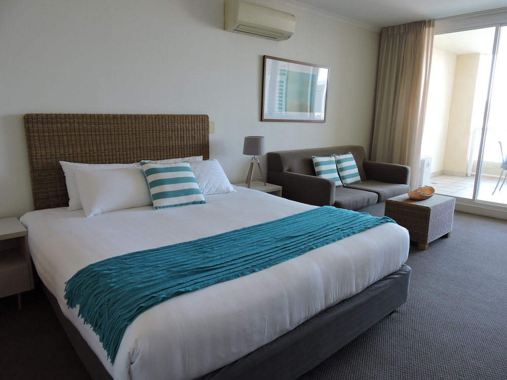 Ettalong Beach Premium Apartments