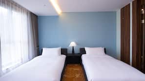 Premium bedding, down comforters, in-room safe, individually furnished