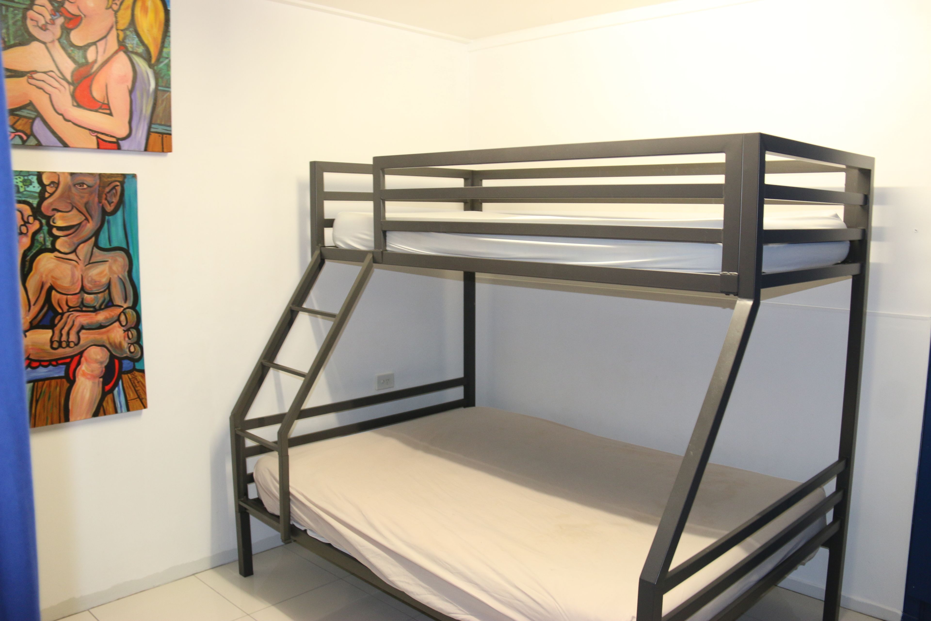 Waterfront Backpackers - Hostel