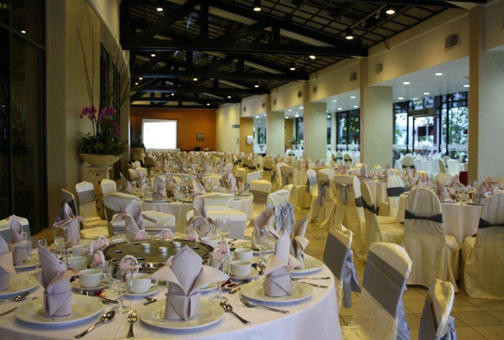 Dining, RHR Hotel at Uniten