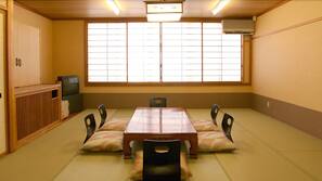 Coffre-forts dans les chambres, Wi-Fi gratuit