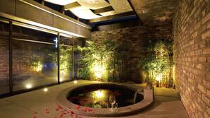 Indoor spa bath