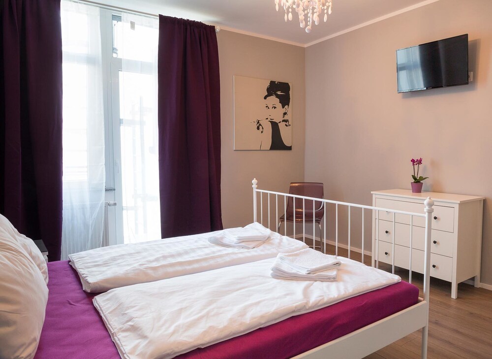 Hotel Forty Four Frankfurt Deu Airasiago