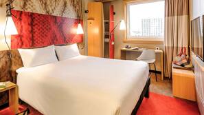 Premium bedding, pillowtop beds, desk, blackout drapes