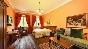 In-room safe, desk, blackout drapes, free WiFi