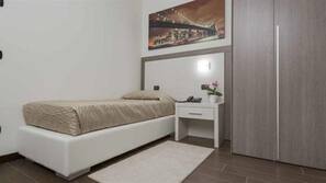 Minibar, in-room safe, soundproofing, free WiFi