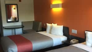 Free WiFi, linens