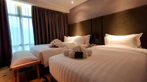 In-room safe, desk, laptop workspace, soundproofing
