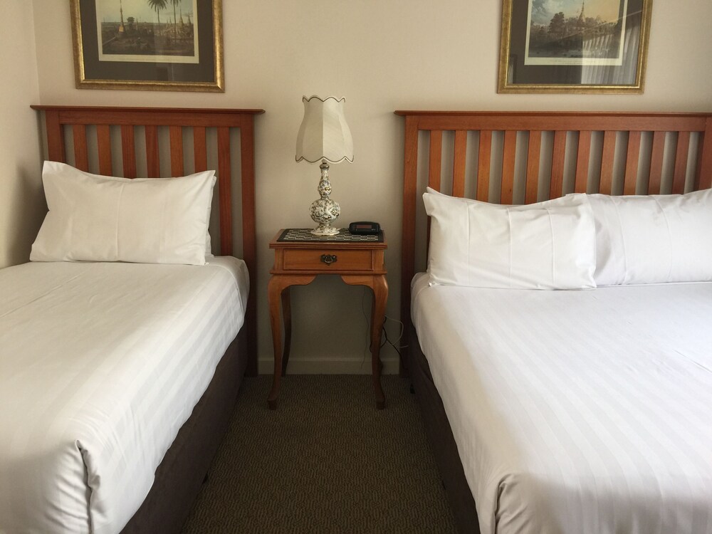 Aberdeen Motor Inn