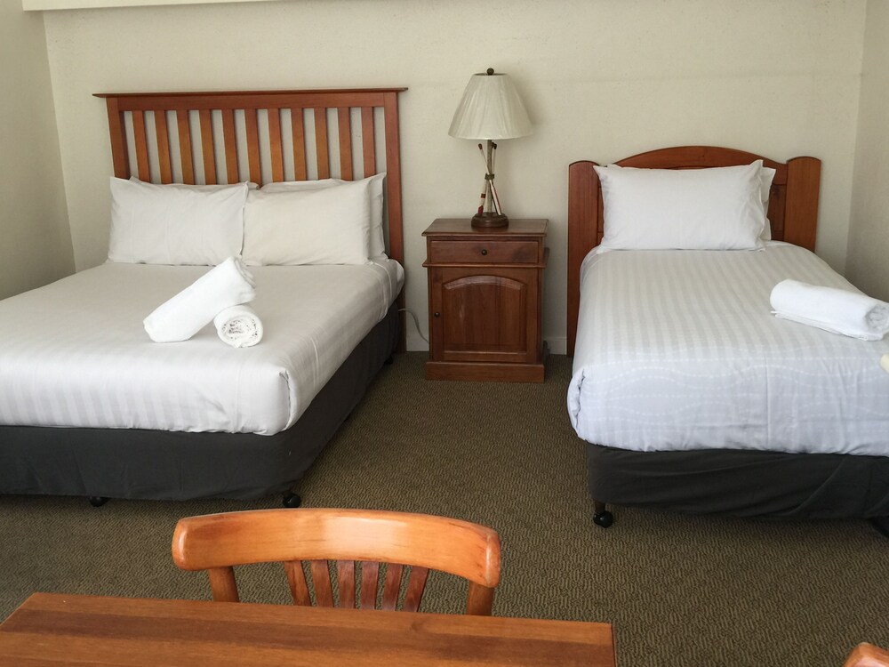 Aberdeen Motor Inn