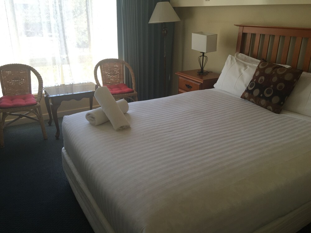 Aberdeen Motor Inn