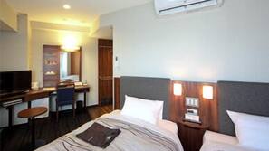 In-room safe, desk, iron/ironing board, free WiFi