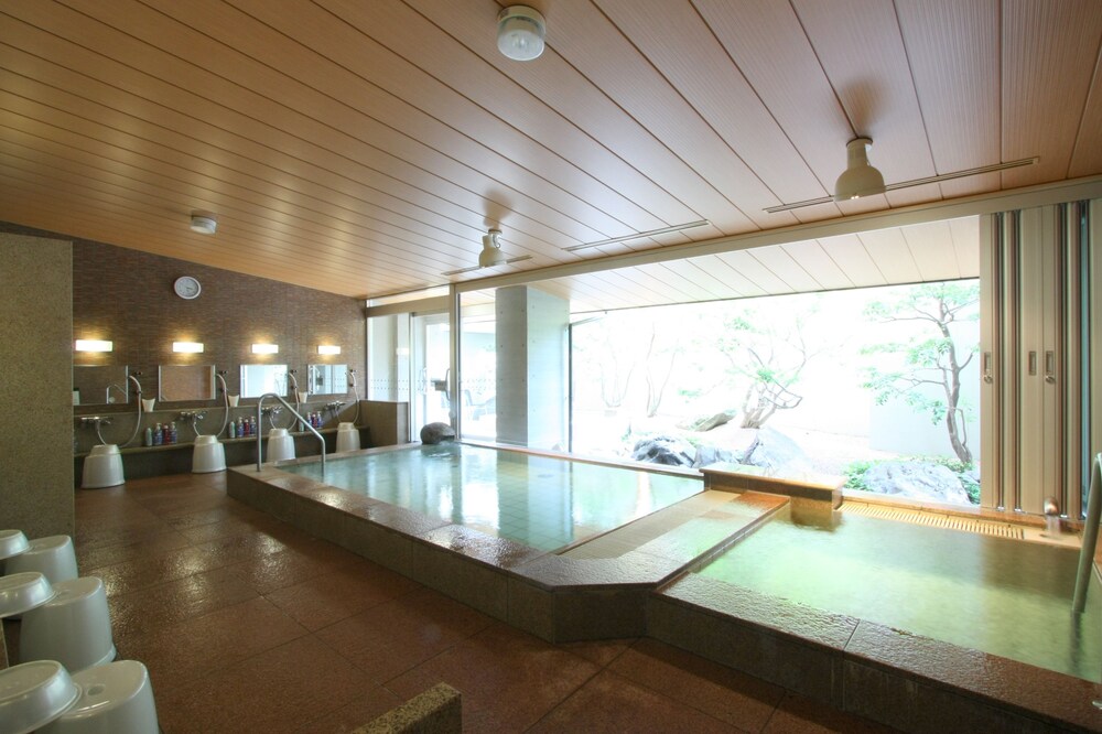 Uozu Manten Hotel Ekimae In Toyama Hotel Rates Reviews - 