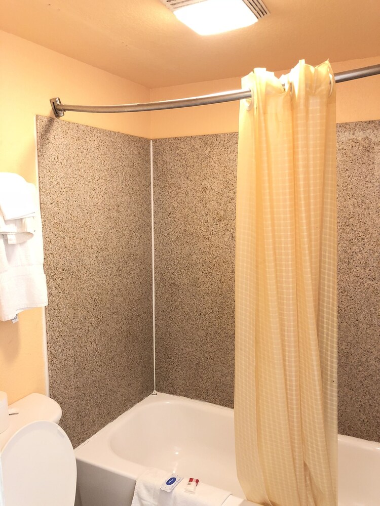 Room Deals for White Marlin Inn, Virginia Beach starting at $60 | Hotwire