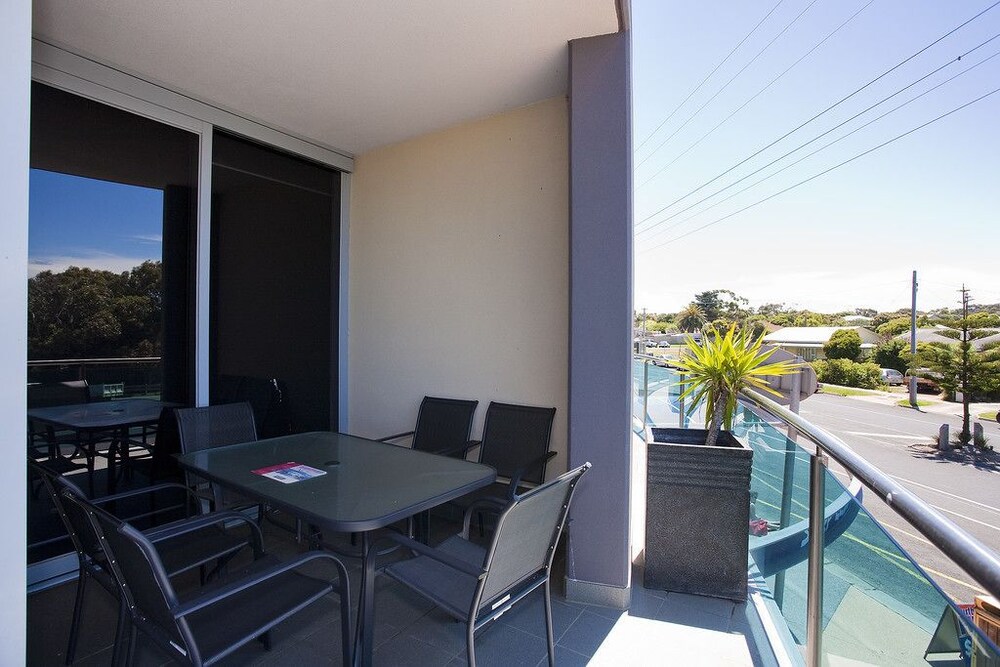 Balcony, Bell Street Apartments Torquay