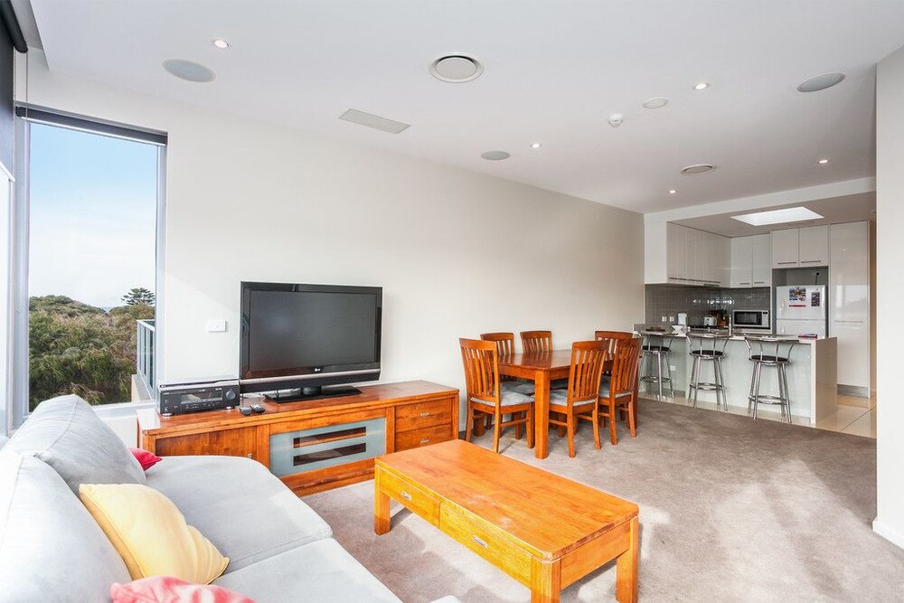 Living area, Bell Street Apartments Torquay