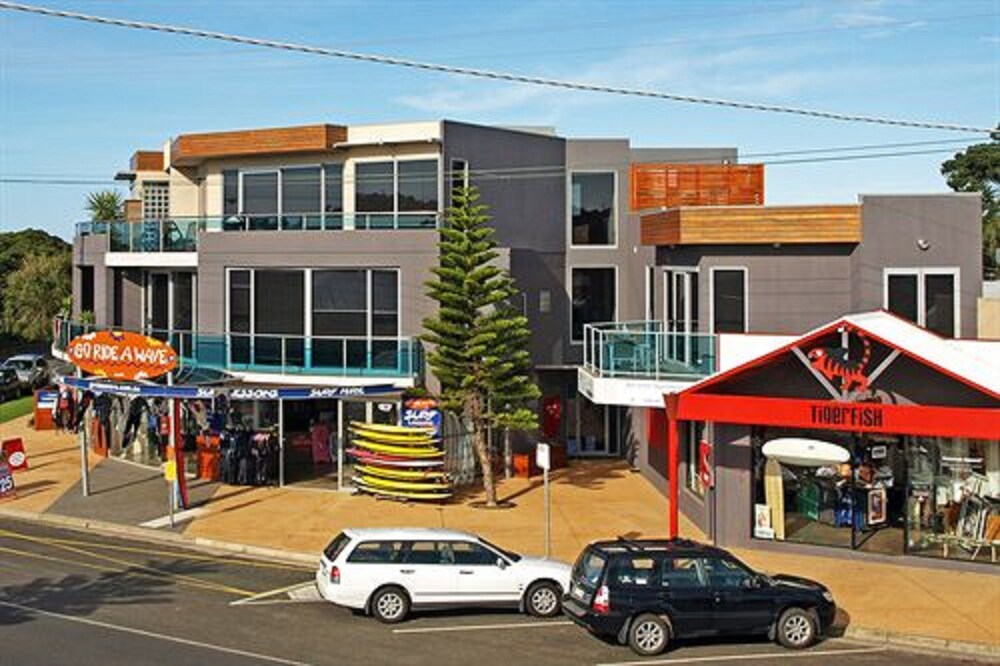 Cafe, Bell Street Apartments Torquay