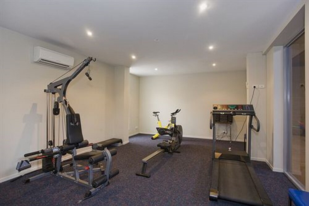 Exercise/lap pool, Bell Street Apartments Torquay