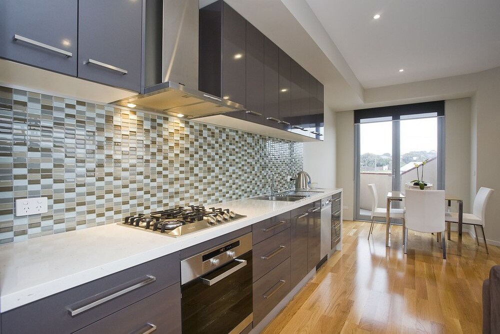 Private kitchen, Bell Street Apartments Torquay