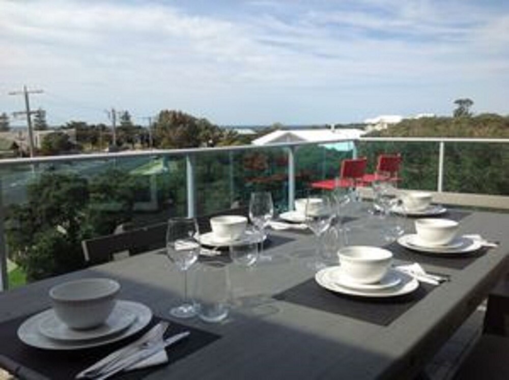 Primary image, Bell Street Apartments Torquay