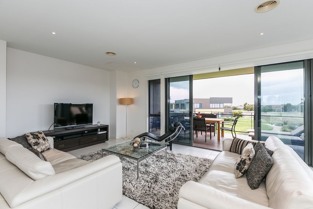 Living area, Beach & Golf Stays Torquay