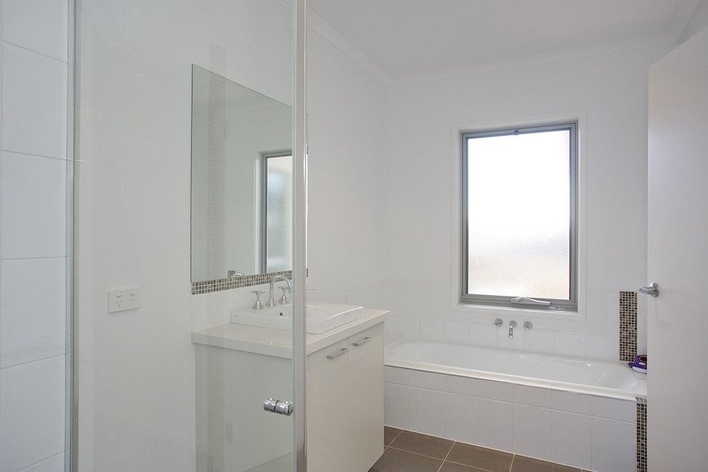 Bathroom, Beach & Golf Stays Torquay