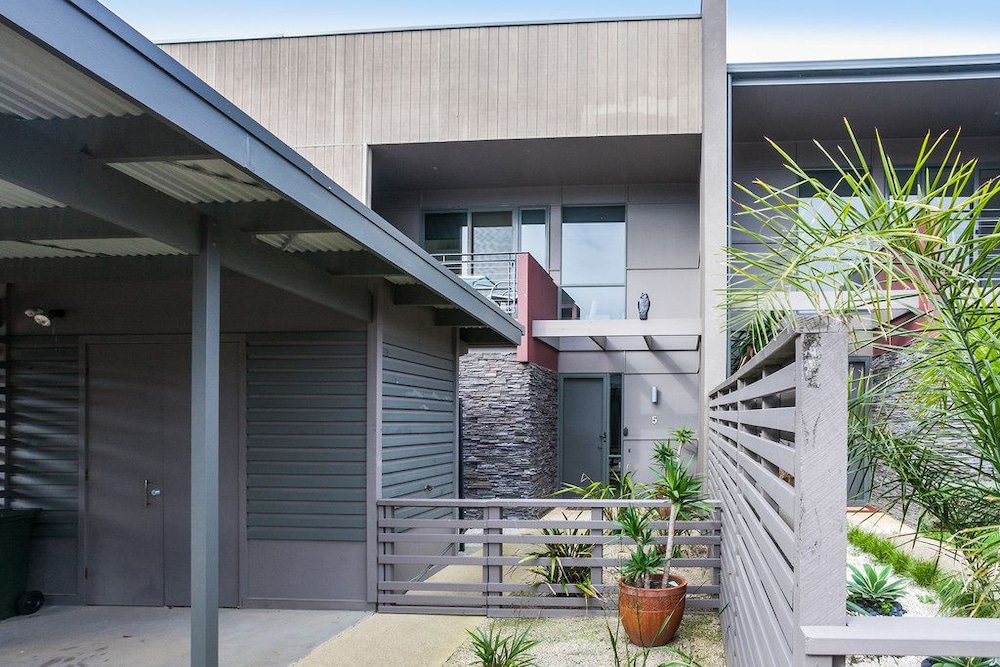 Beach & Golf Stays Torquay
