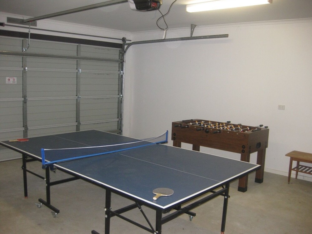 Game room, Beach & Golf Stays Torquay