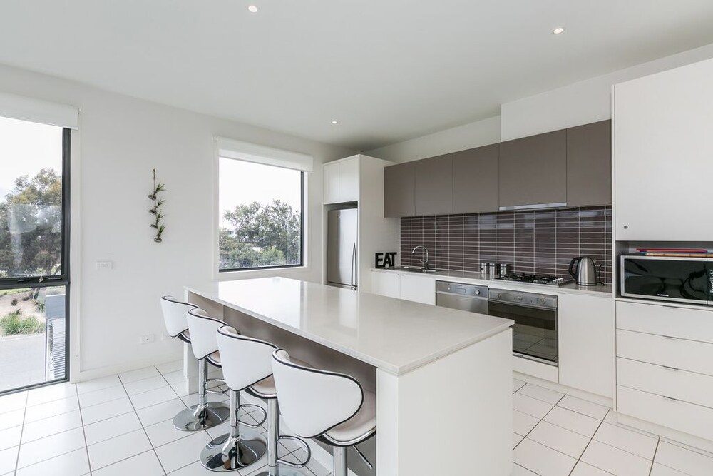 Private kitchen, Beach & Golf Stays Torquay