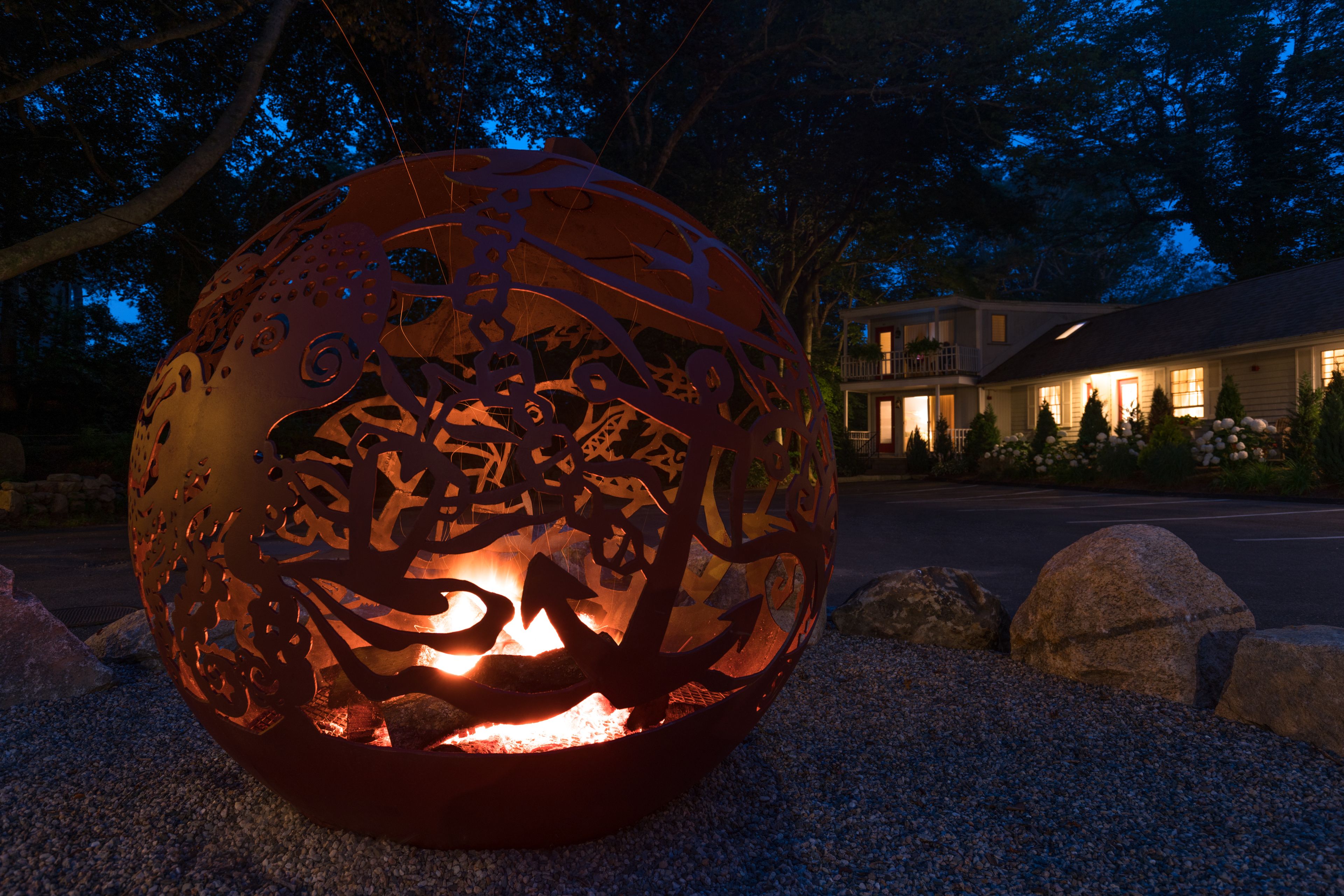 Treehouse Lodge in Woods Hole, United States
