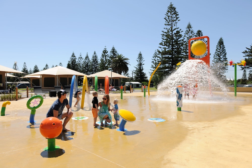 Children's play area - outdoor, Big4 West Beach Parks