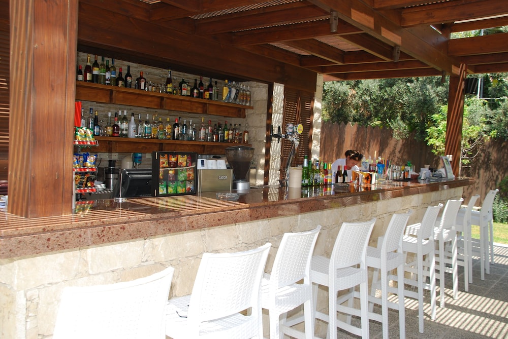 Каравелла гоа отель