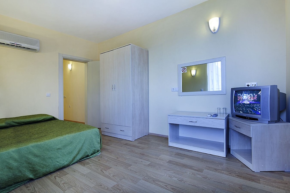 Лариса бельдиби отель Лариса бельдиби отель