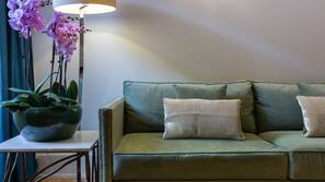 Premium bedding, down duvets, pillow-top beds, free minibar items